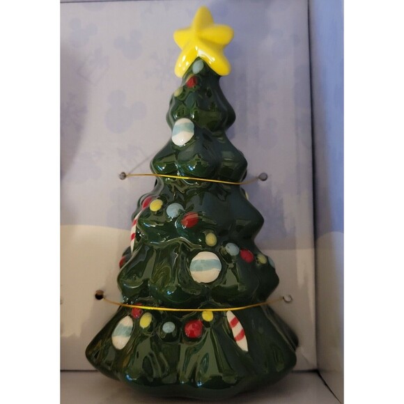 Disney Winnie the Pooh Christmas Tree Ceramic Salt & Pepper Shaker Set - Picture 4 of 4